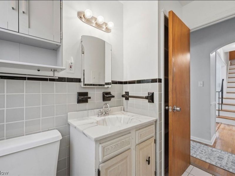 4217 Hinsdale Road, South Euclid, OH 44121 Photo 15