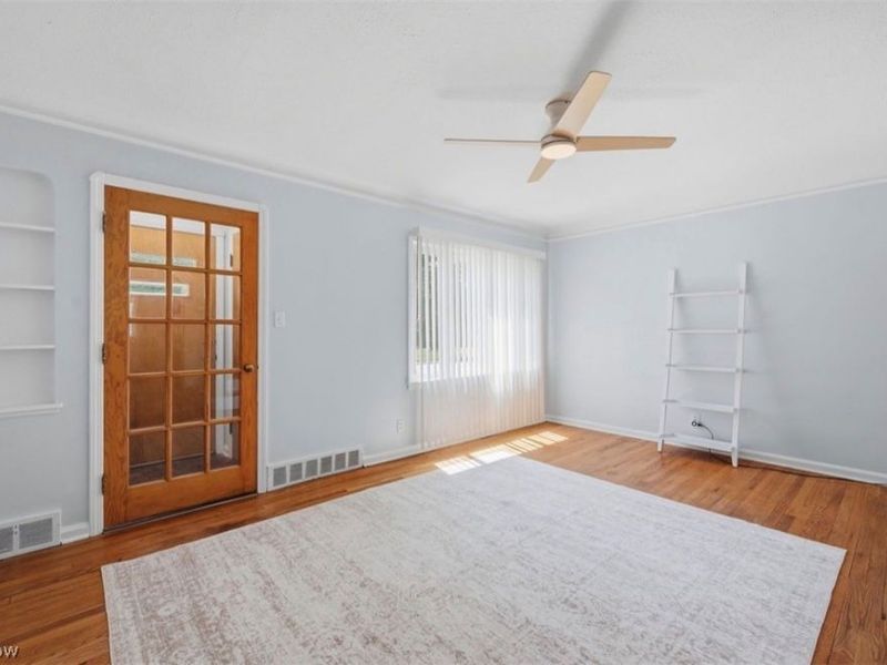 4217 Hinsdale Road, South Euclid, OH 44121 Photo 2