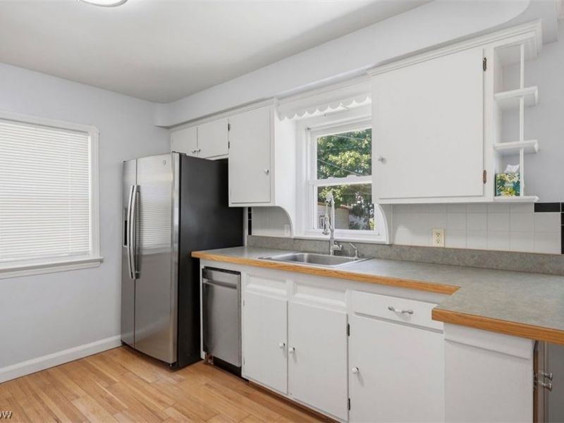 4217 Hinsdale Road, South Euclid, OH 44121 Photo 7