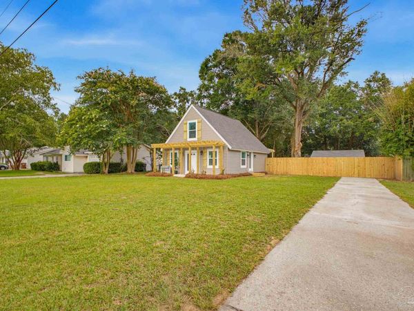 5468 Maranatha Way, Pace, FL 32571