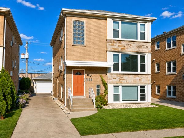 4628 N Sayre Avenue , Harwood Heights, IL 60706