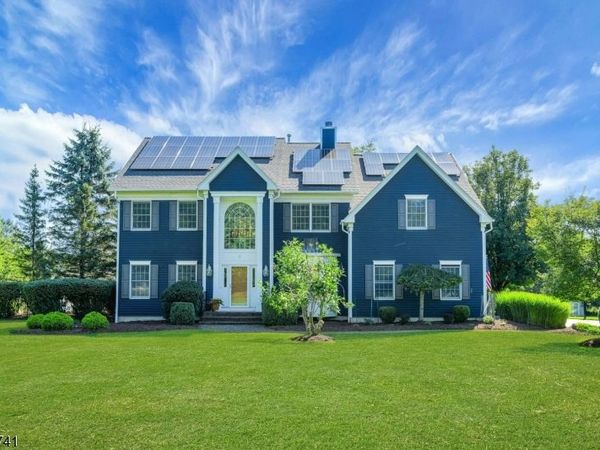 7 Bentley Way, Washington, NJ 07853