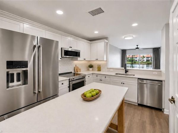 3029 Driftwood WAY, Unit 3307, NAPLES, FL 34109