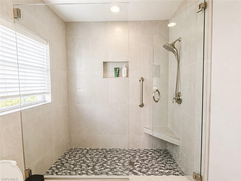3029 Driftwood Way, Unit 3307, Naples, FL 34109 Photo