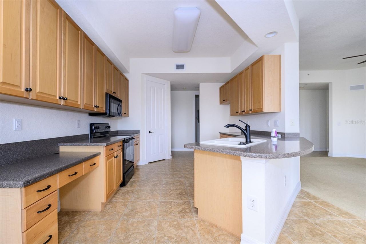 99 Vivante Boulevard, Unit 404, Punta Gorda, FL 33950 Photo