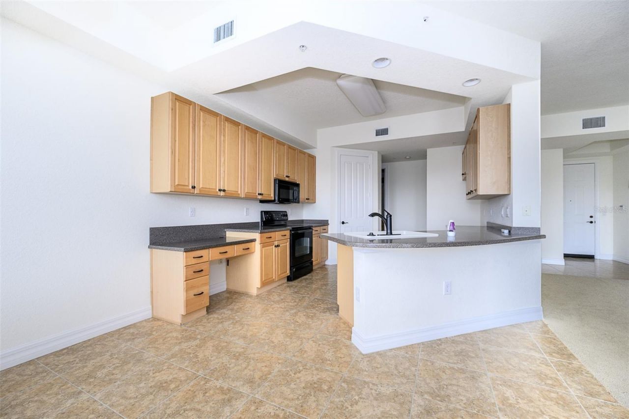 99 Vivante Boulevard, Unit 404, Punta Gorda, FL 33950 Photo