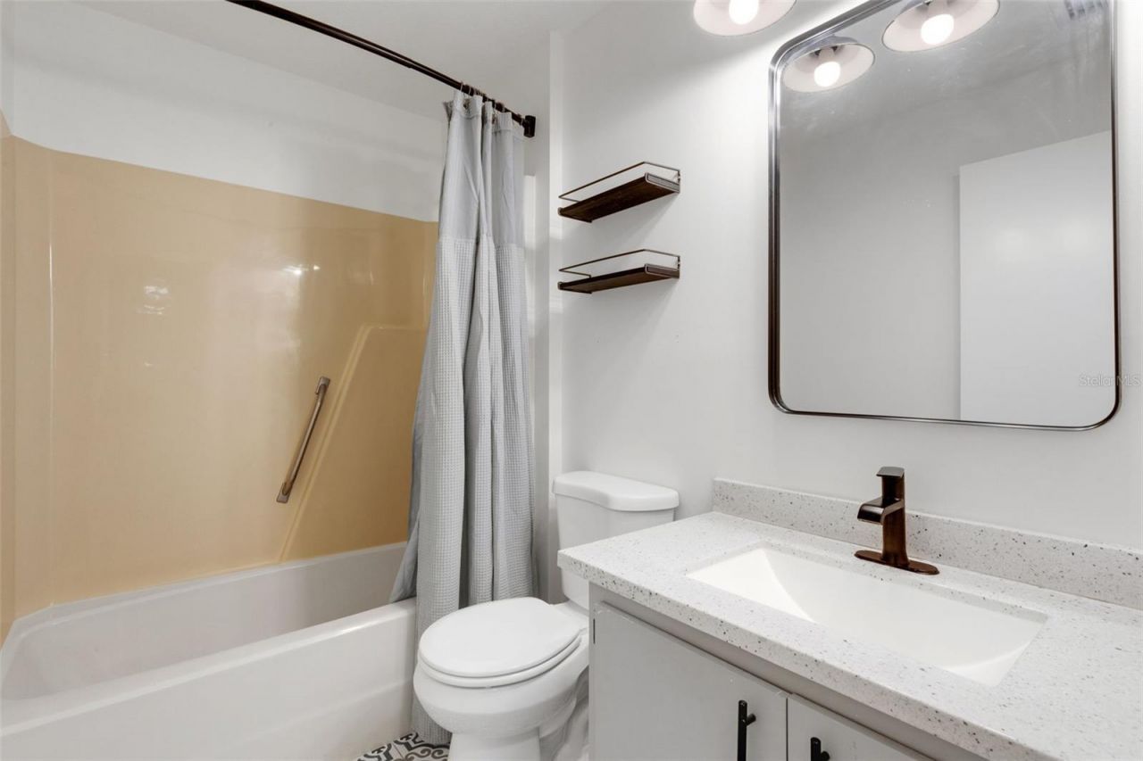 3209 Pafko Drive, Sarasota, FL 34232 Photo