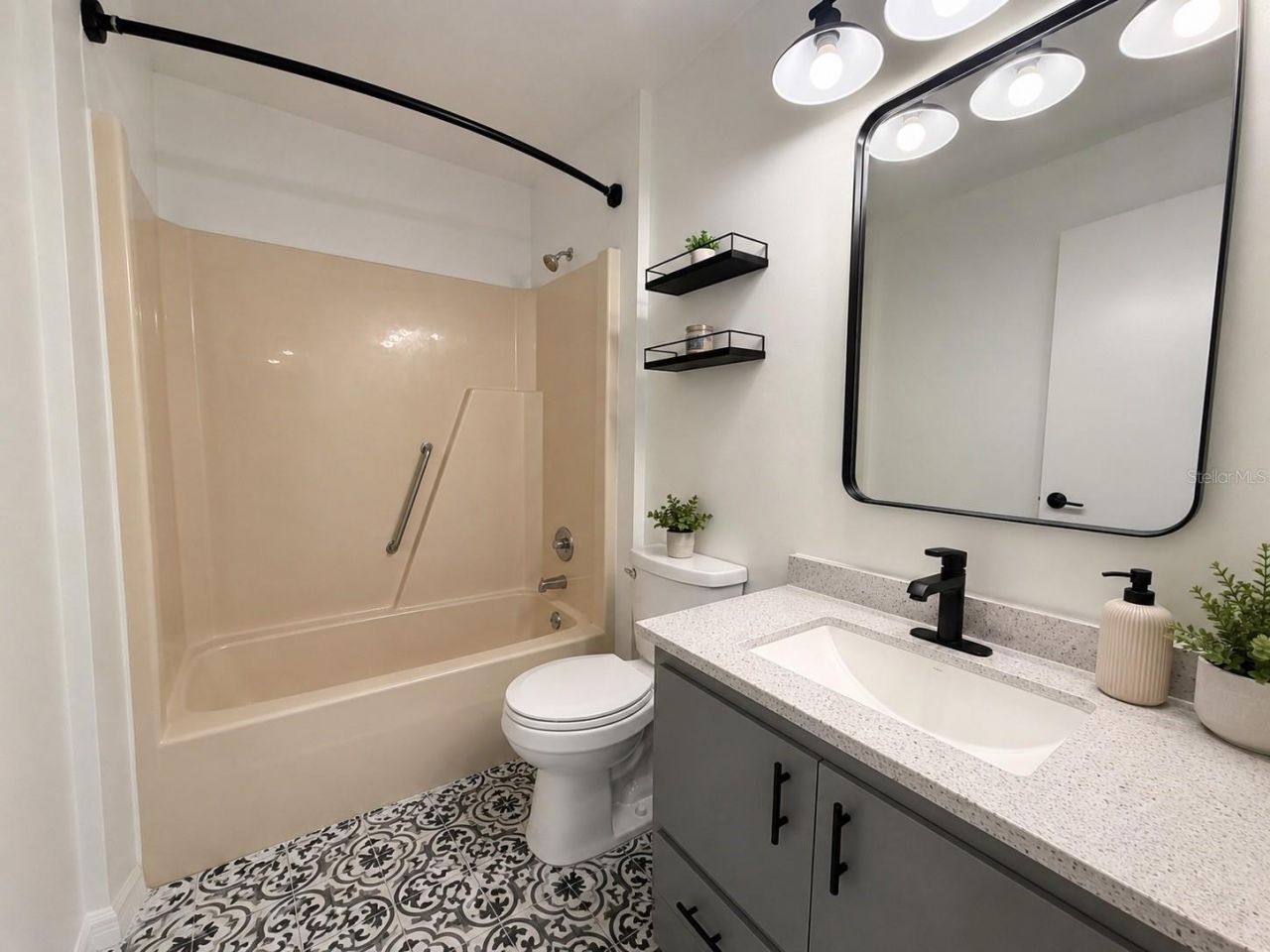 3209 Pafko Drive, Sarasota, FL 34232 Photo