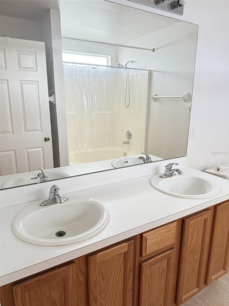 2825 Tamarind Drive, Edgewater, FL 32141 Photo