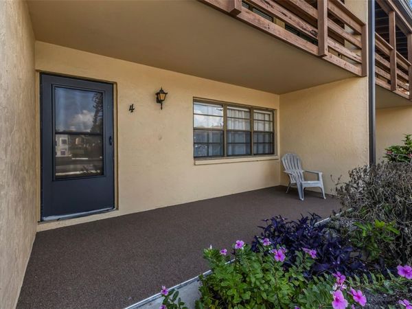8 QUAILS RUN BOULEVARD, Unit 4, ENGLEWOOD, FL 34223
