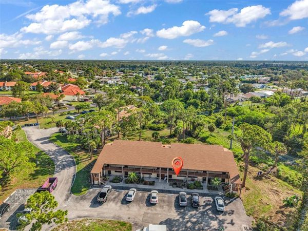 8 QUAILS RUN BOULEVARD , Unit 4, ENGLEWOOD, FL 34223