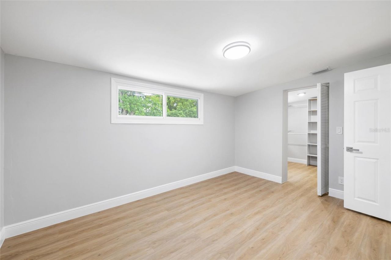 138 Davison Avenue Ne, Saint Petersburg, FL 33703 Photo