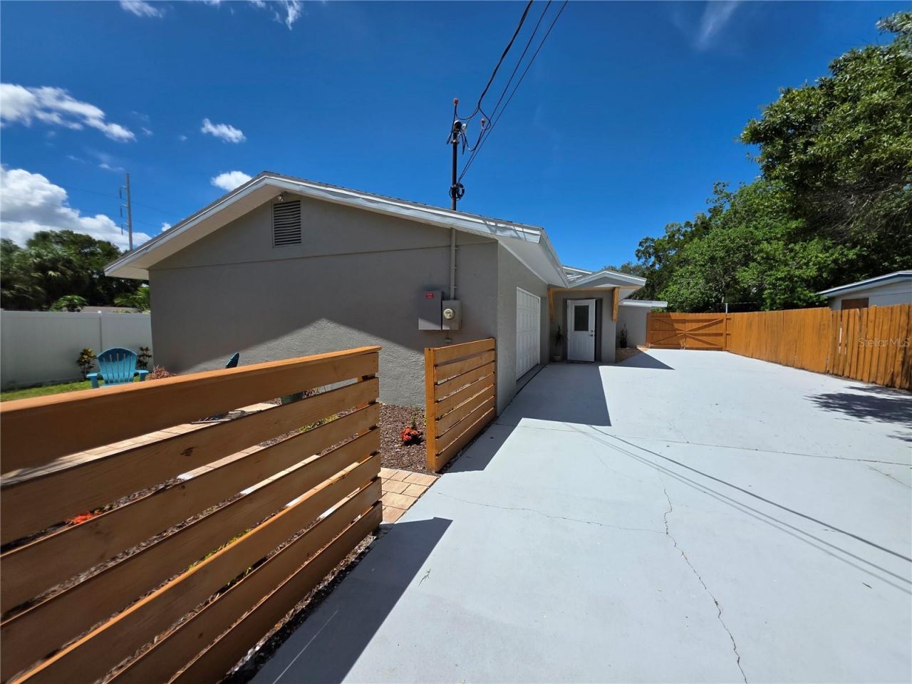 138 Davison Avenue Ne, Saint Petersburg, FL 33703 Photo
