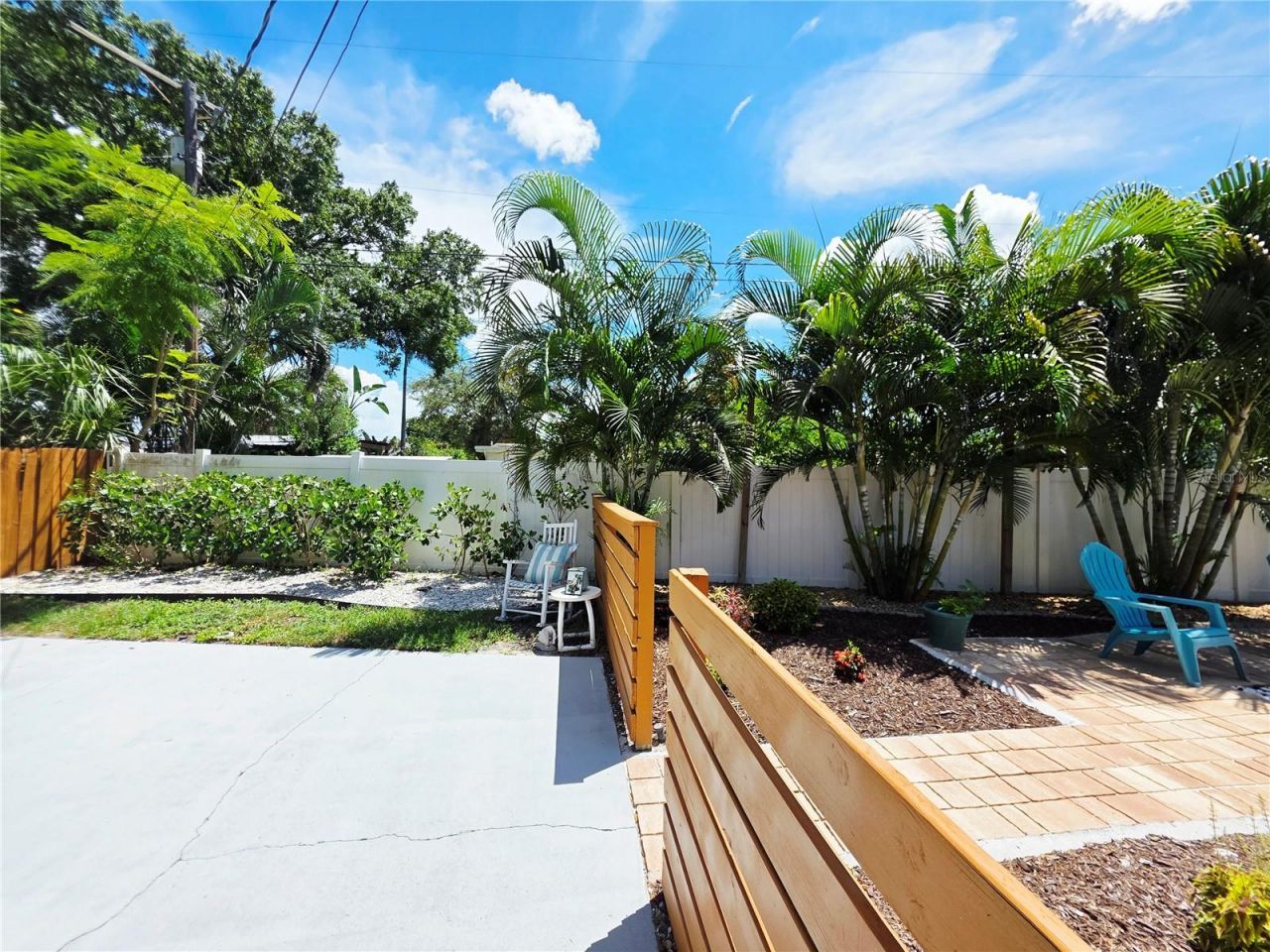 138 Davison Avenue Ne, Saint Petersburg, FL 33703 Photo