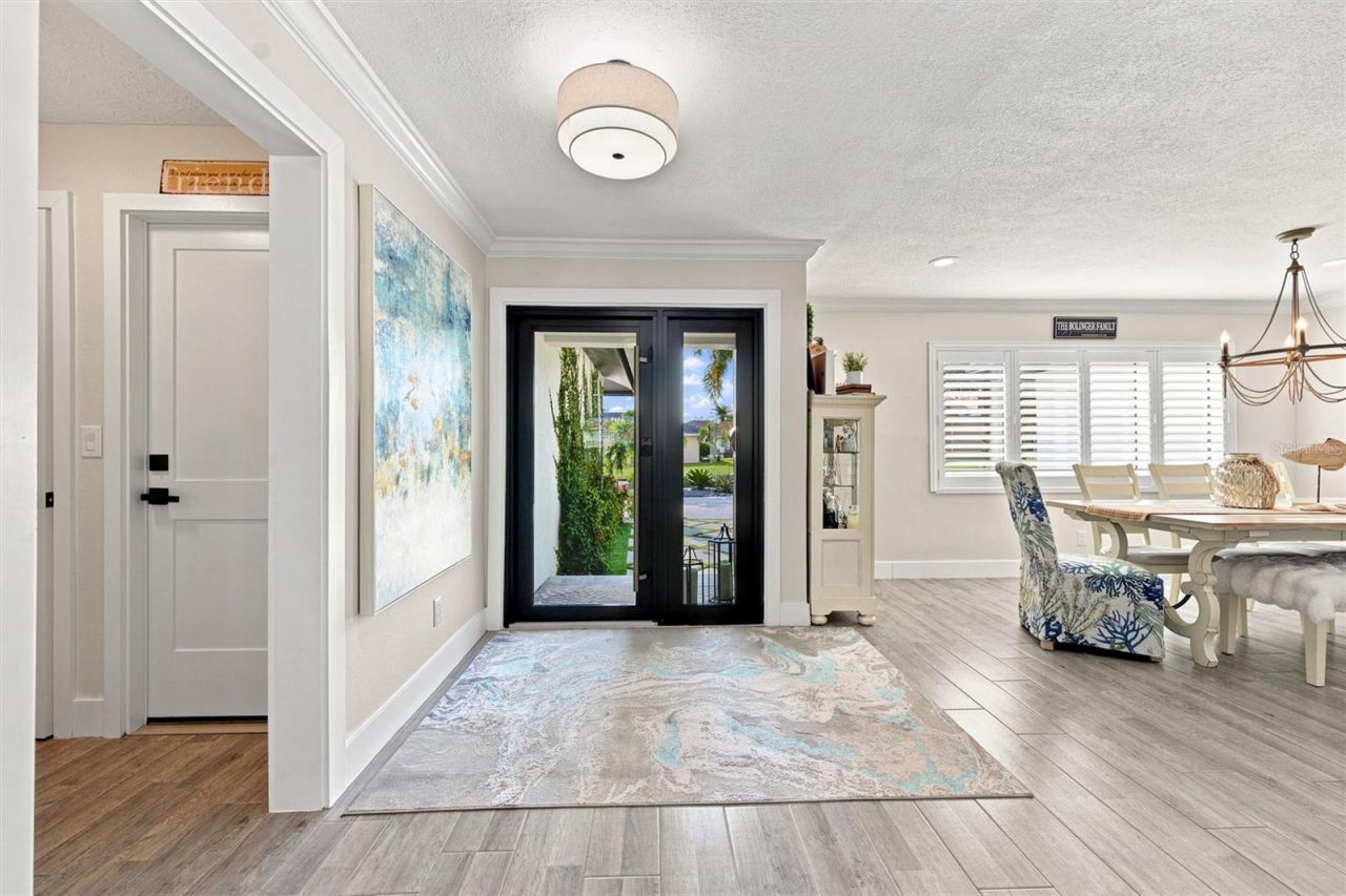 2022 Hawaii Avenue Ne, Saint Petersburg, FL 33703 Photo