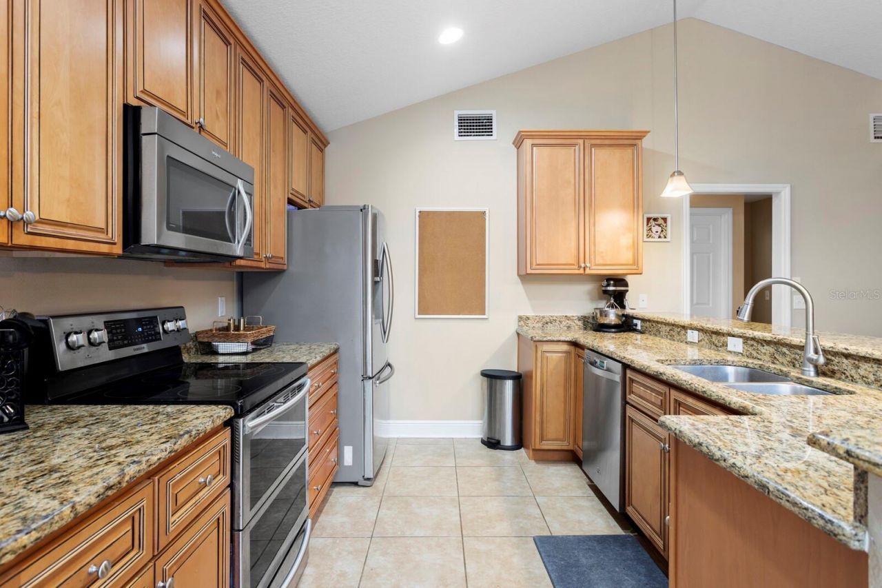 12803 Rain Forest Street, Temple Terrace, FL 33617 Photo