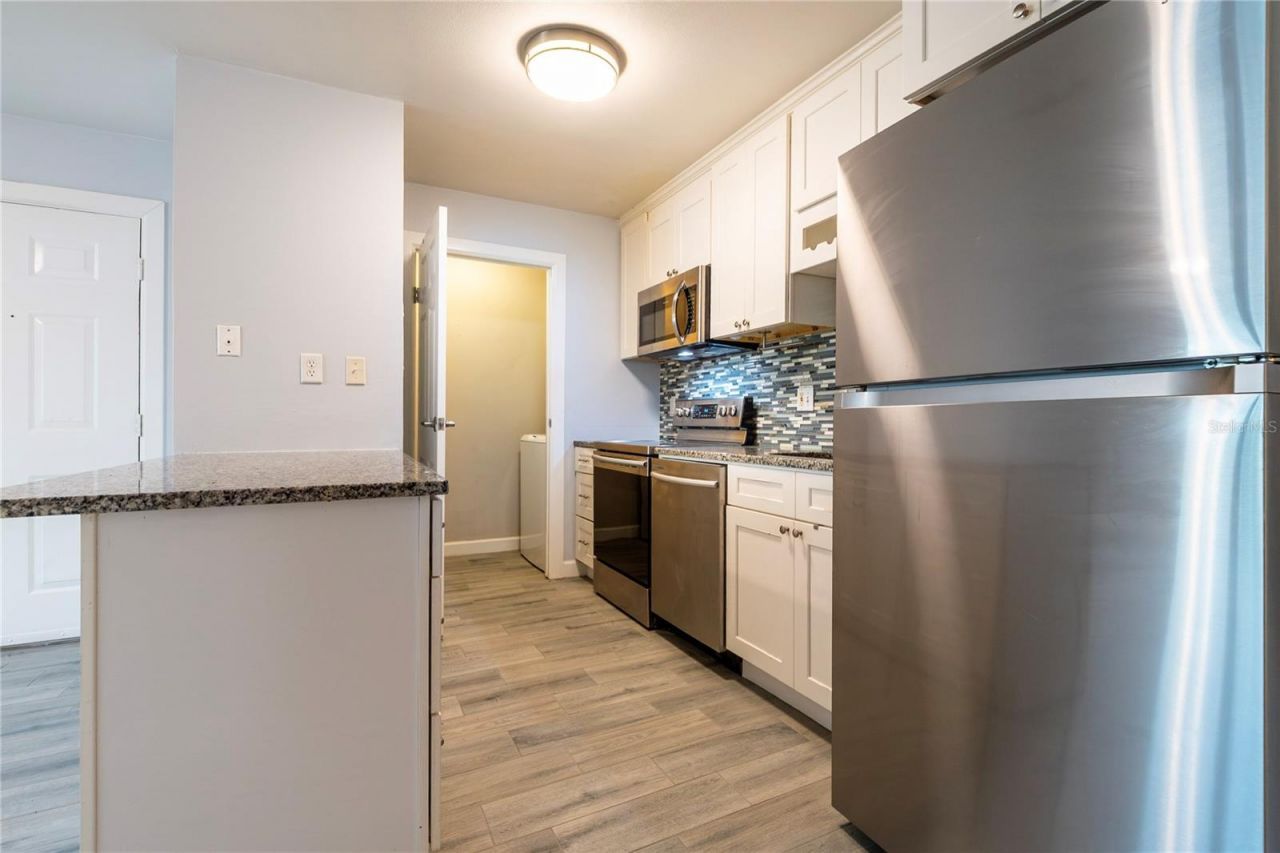 1400 Gandy Boulevard N, Unit 1010, Saint Petersburg, FL 33702 Photo