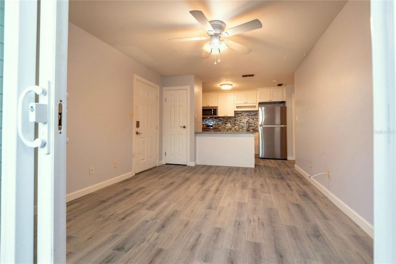 1400 Gandy Boulevard N, Unit 1010, Saint Petersburg, FL 33702 Photo