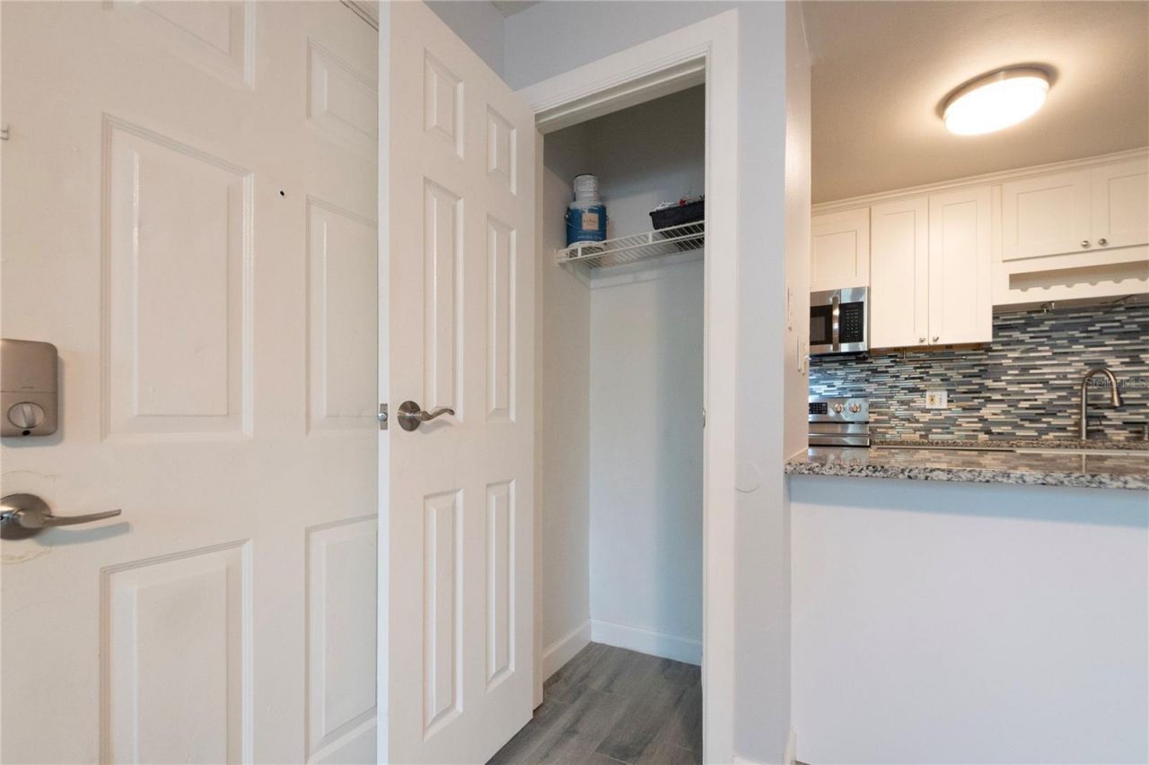 1400 Gandy Boulevard N, Unit 1010, Saint Petersburg, FL 33702 Photo