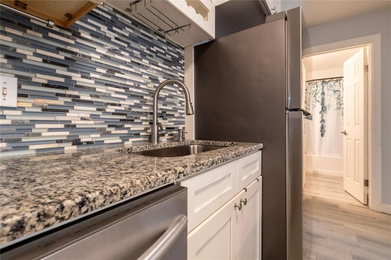 1400 Gandy Boulevard N, Unit 1010, Saint Petersburg, FL 33702 Photo