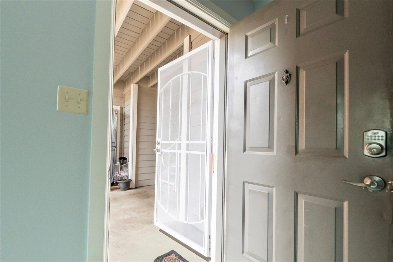 1400 Gandy Boulevard N, Unit 1010, Saint Petersburg, FL 33702 Photo