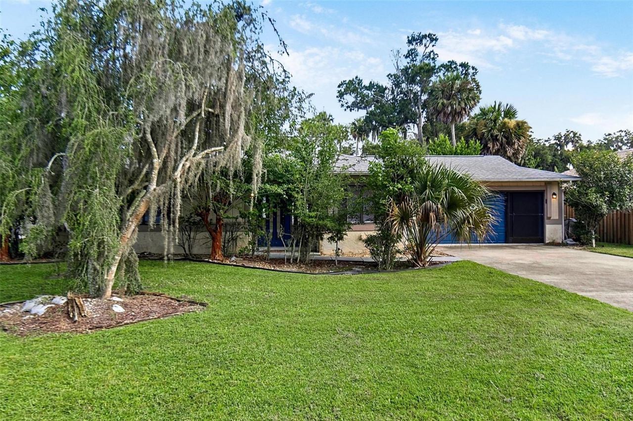 19 Blackberry Place, Palm Coast, FL 32137 Main Photo