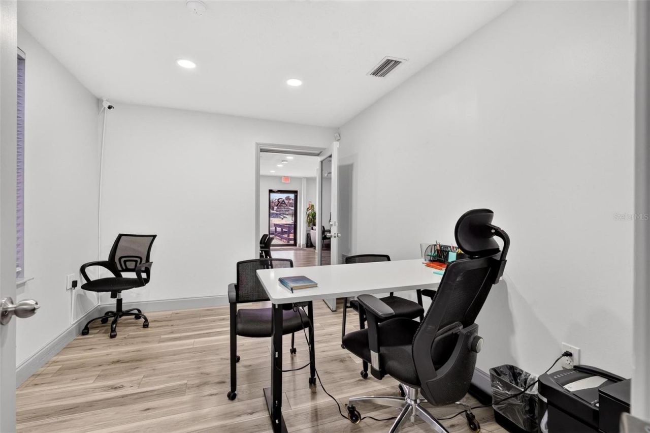 2906 N Orange Blossom Trail, Orlando, FL 32804 Photo