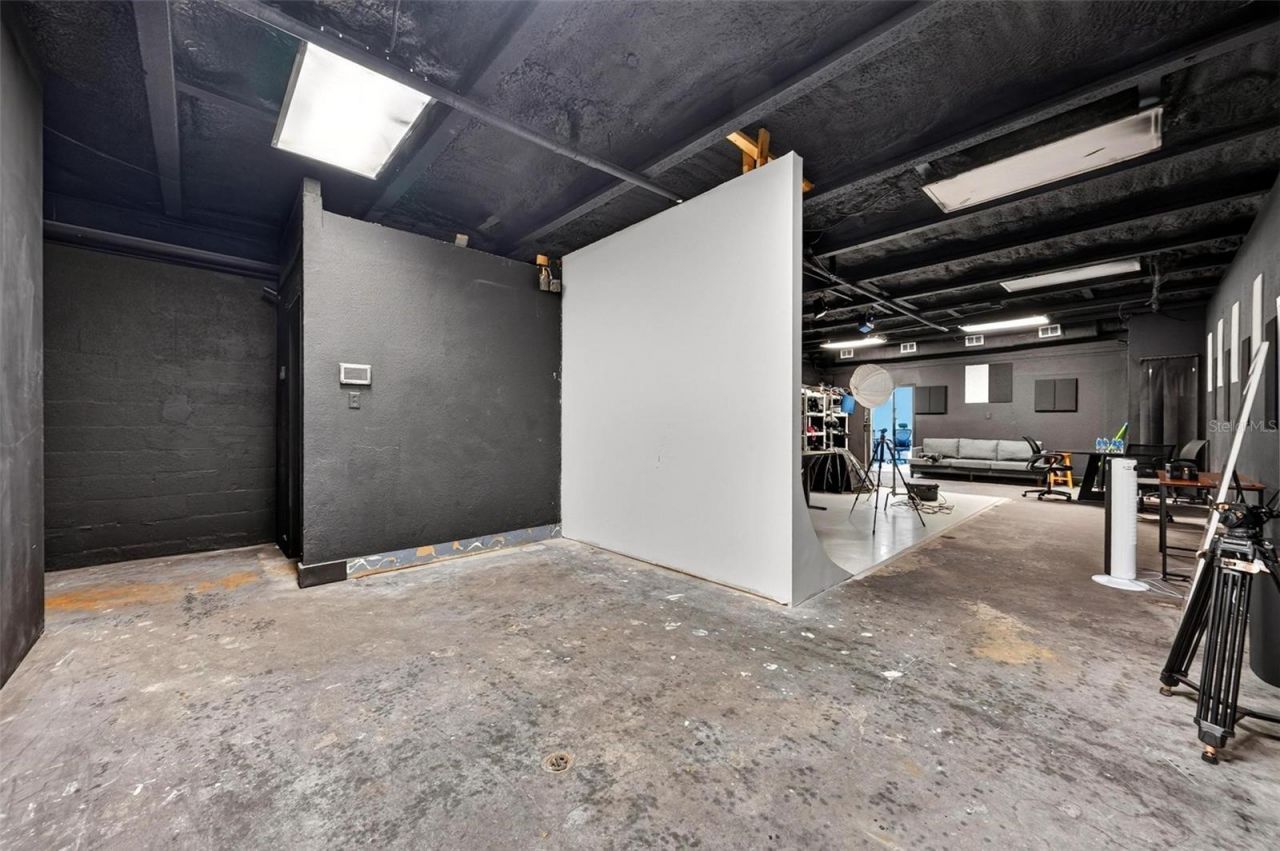 2906 N Orange Blossom Trail, Orlando, FL 32804 Photo