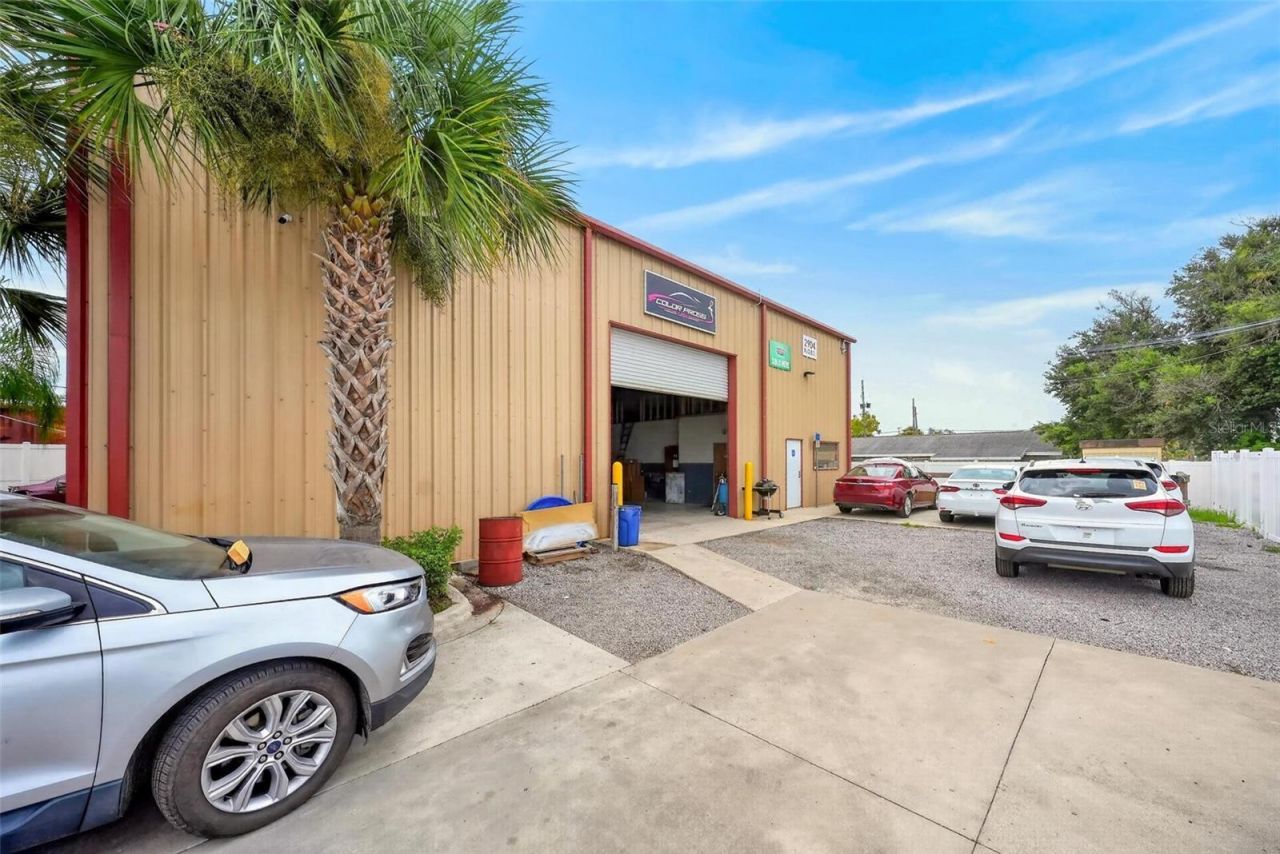 2906 N Orange Blossom Trail, Orlando, FL 32804 Photo