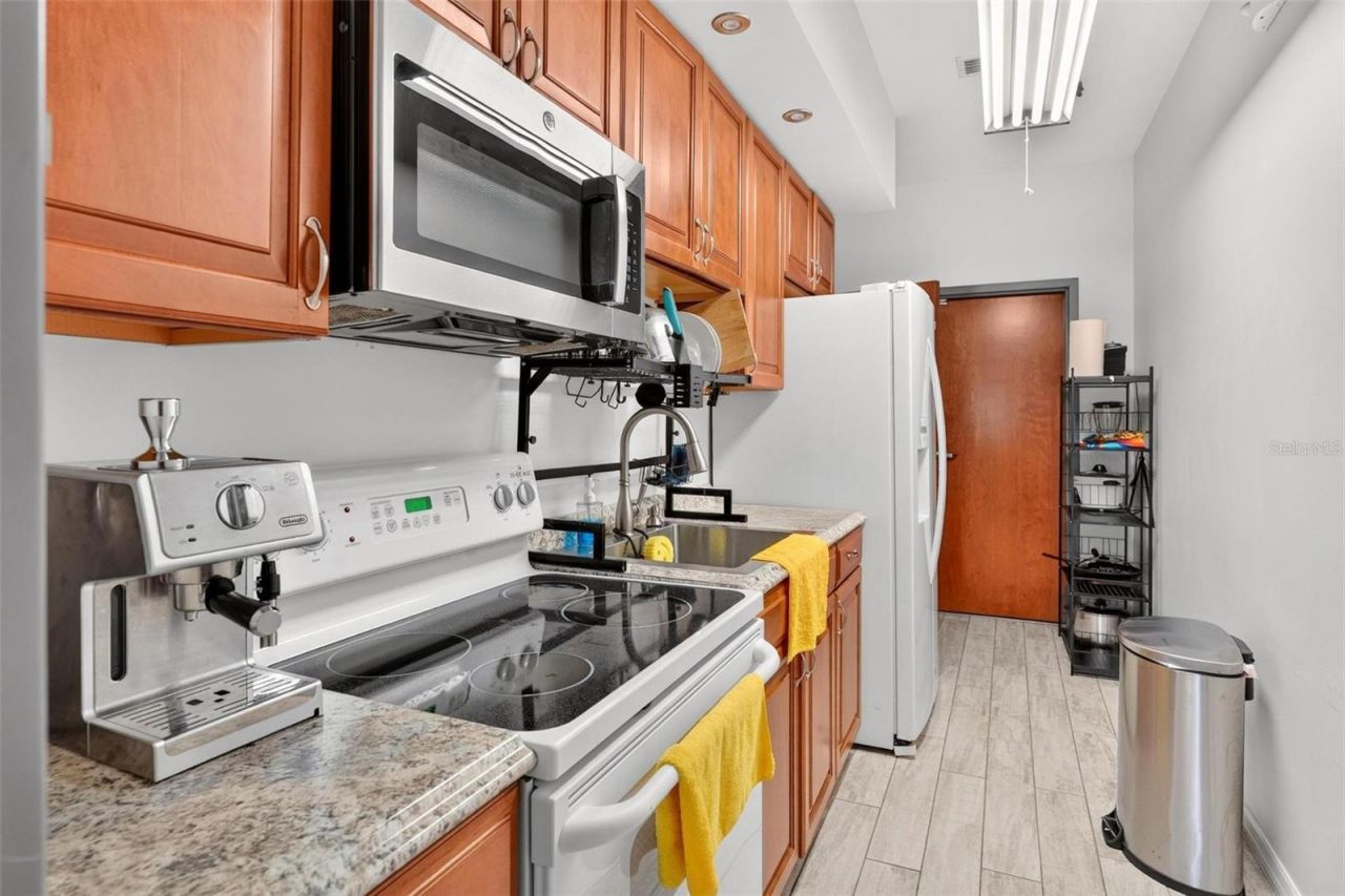 2906 N Orange Blossom Trail, Orlando, FL 32804 Photo