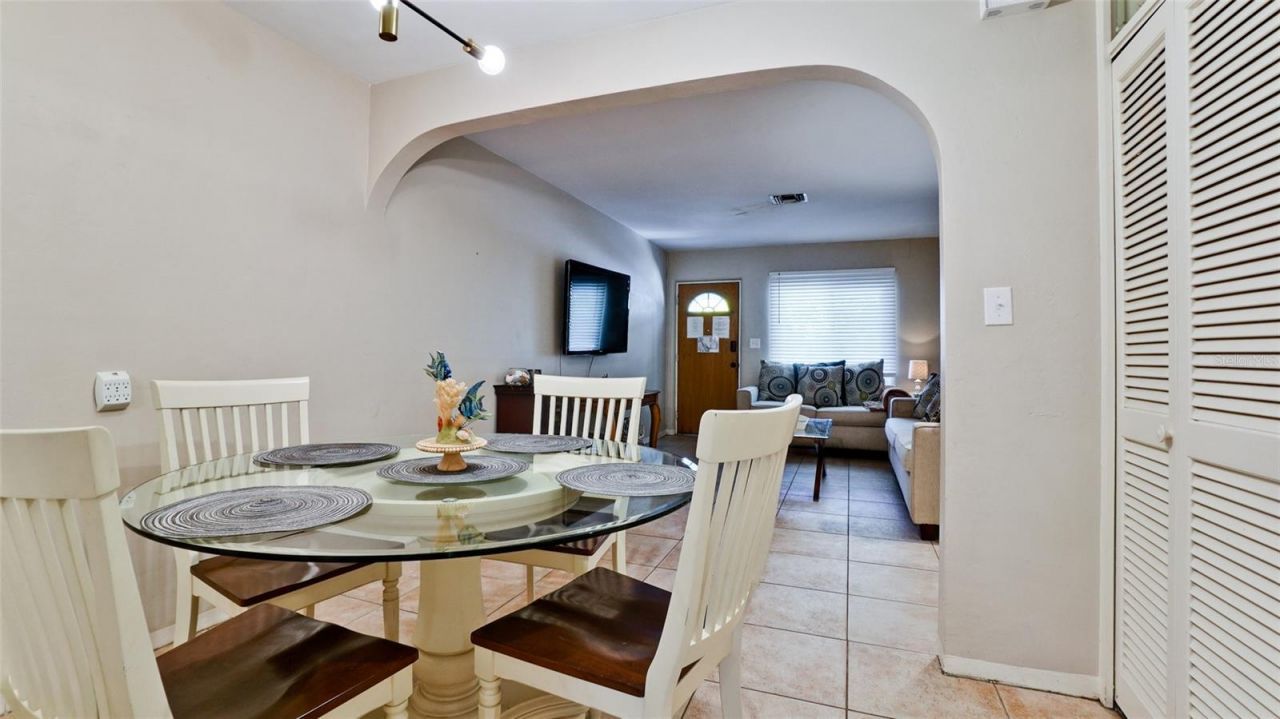 507 Madison Court, Sarasota, FL 34236 Photo
