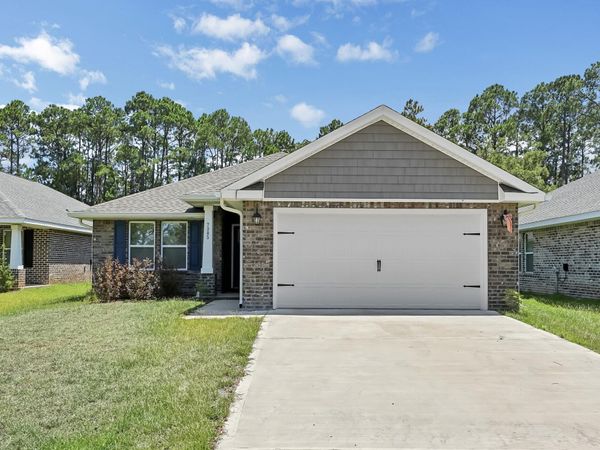 7385 E Bay Boulevard, Gulf Breeze, FL 32566