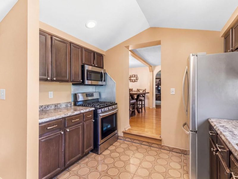 345 Amelia Olive Branch Road, Batavia Twp, OH 45102 Photo 8