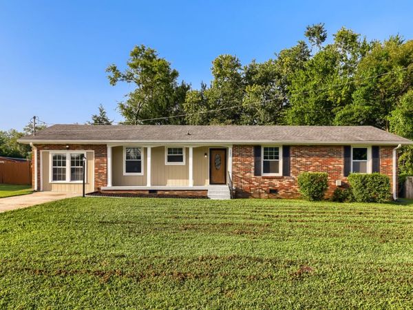 287 Hollywood Blvd, Gallatin, TN 37066