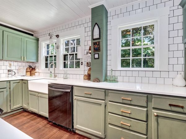 2839 Main Street, Barnstable, MA 02630