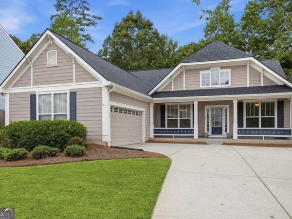 3749 Clear Lake Way NW, Acworth, GA 30101