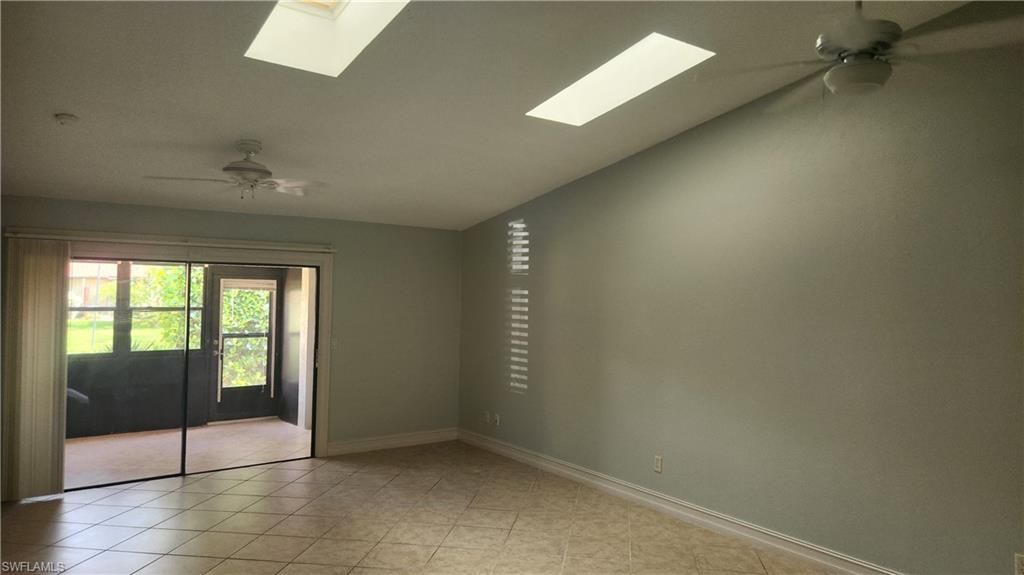 2074 Pine Isle Ln, Unit 2074, Naples, FL 34112 Photo