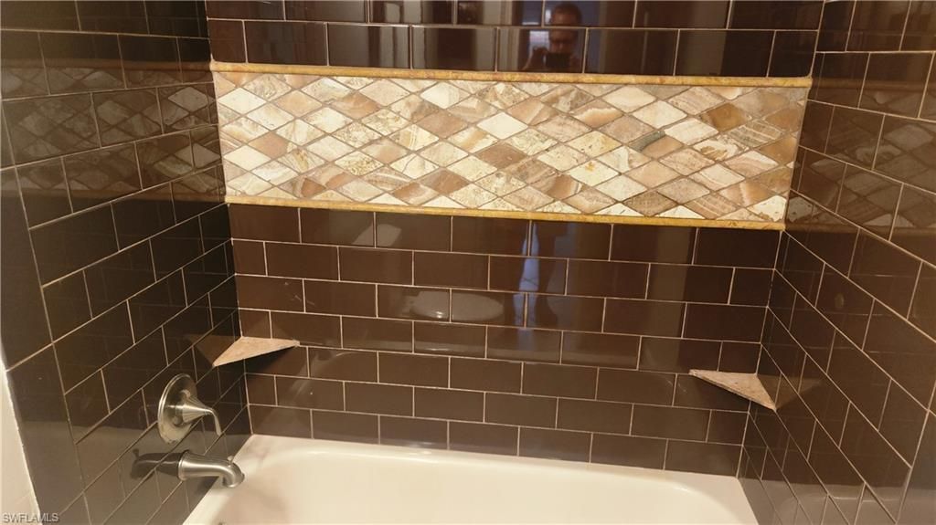 2074 Pine Isle Ln, Unit 2074, Naples, FL 34112 Photo