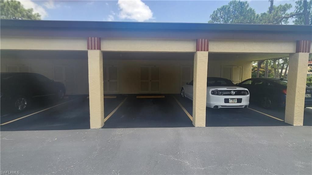 2074 Pine Isle Ln, Unit 2074, Naples, FL 34112 Photo