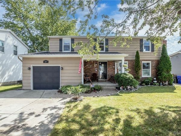 23 Villa Maria Rd , West Seneca, NY 14224