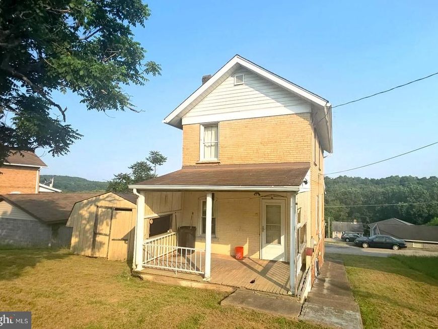 307 2nd St, Marianna, PA 15345 Main Photo