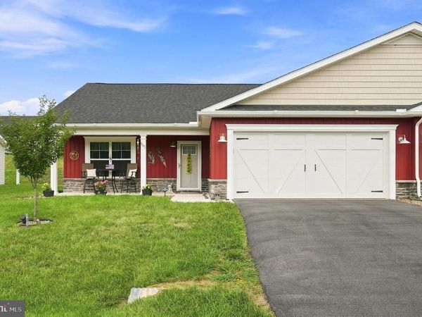 665 DRIPPING SPRING DRIVE, HEDGESVILLE, WV 25427