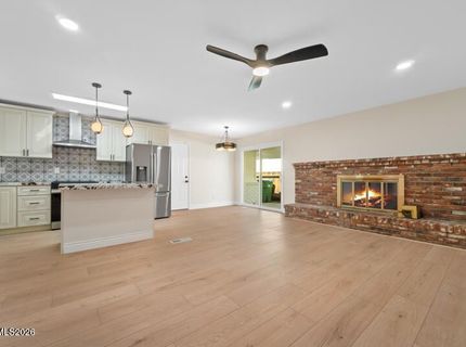 155 York Way, Sparks, NV 89431 Photo