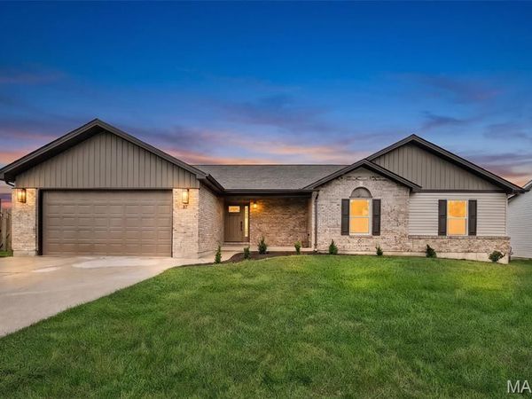 87 Berretta Court, Wright City, MO 63390