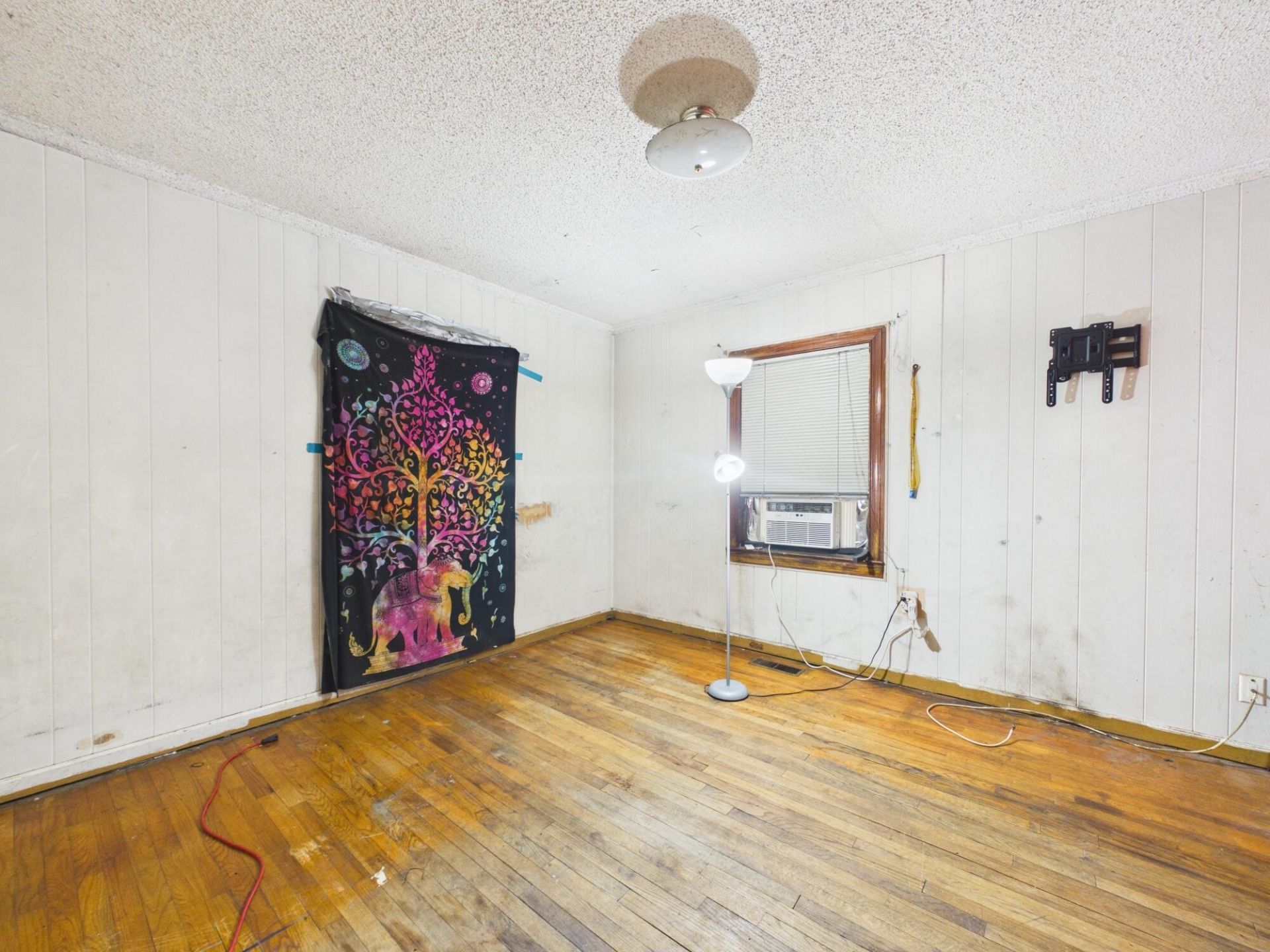 5504 Dobson Street Photo 5