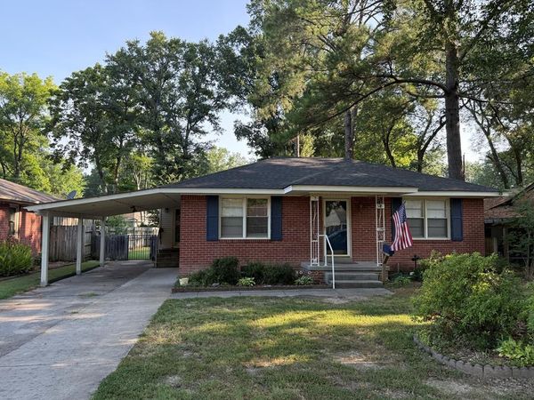 325 S Worthington Drive, West Memphis, AR 72301