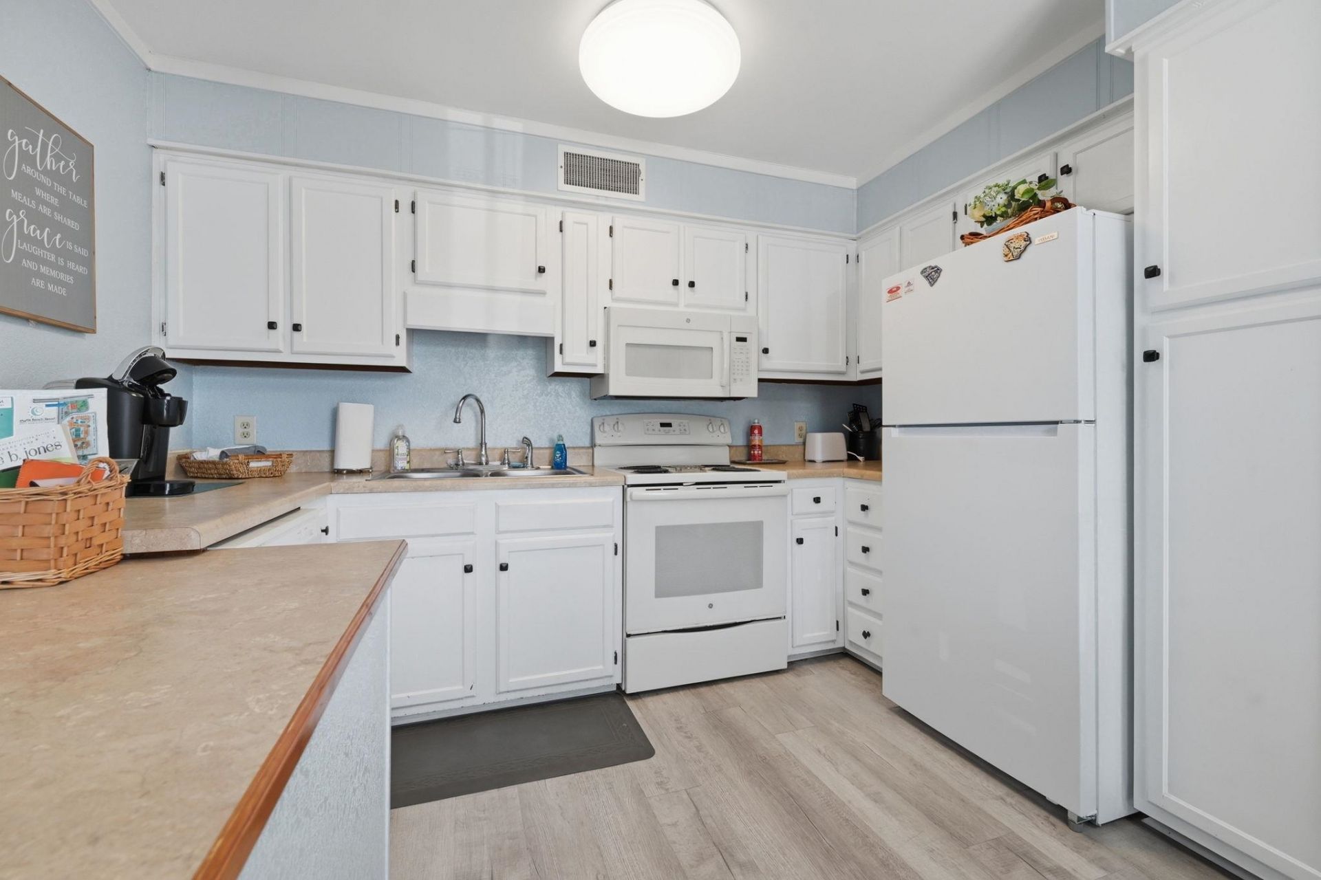 5905 S Kings Hwy. Photo 17