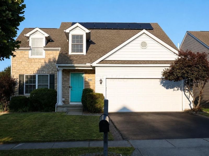 8840 Meadow Grass Lane, Lewis Center, OH 43035 Photo 1