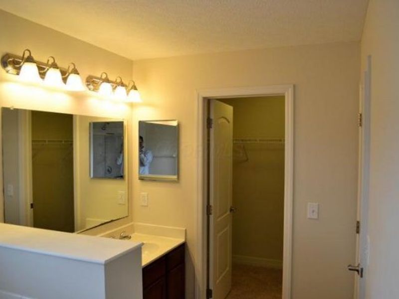 8840 Meadow Grass Lane, Lewis Center, OH 43035 Photo 26