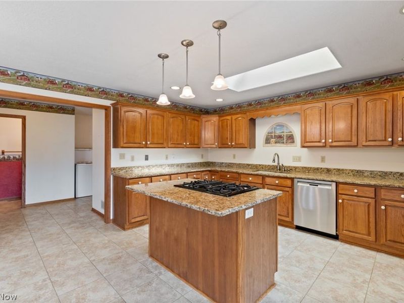 2644 Canaan Drive, Uniontown, OH 44685 Photo 11